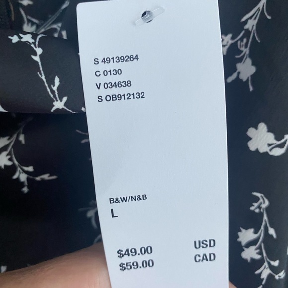 Uo Mallory Cowl Neck Slip Dress in Black WITH WHITE FLOWERS,Urban Outfitters - Picture 2 of 9